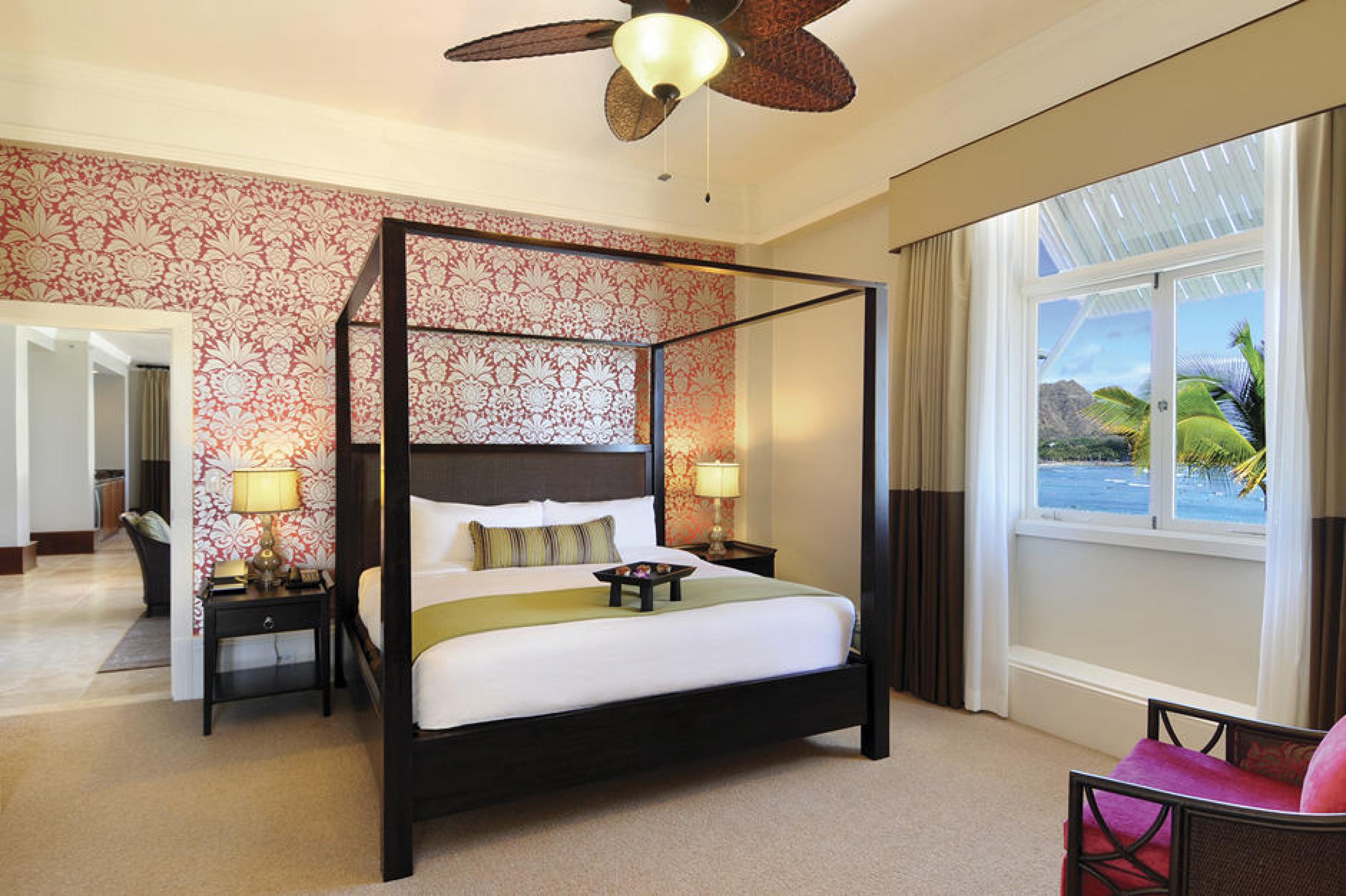 Oahu Royal Hawaiian Rooms Royal Hawaiian Hotel Honolulu Review: A