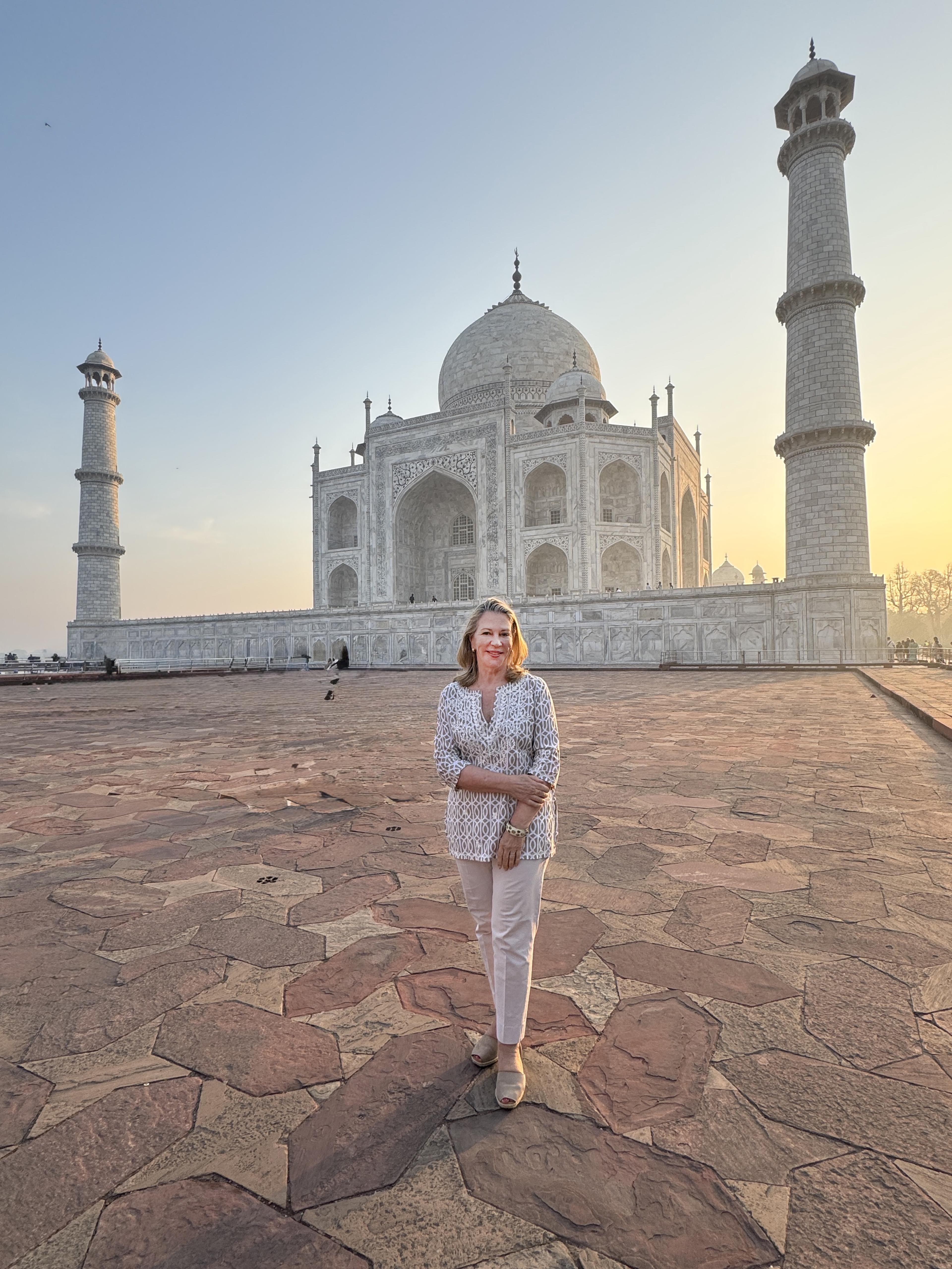 Suzanne Tucker - India a