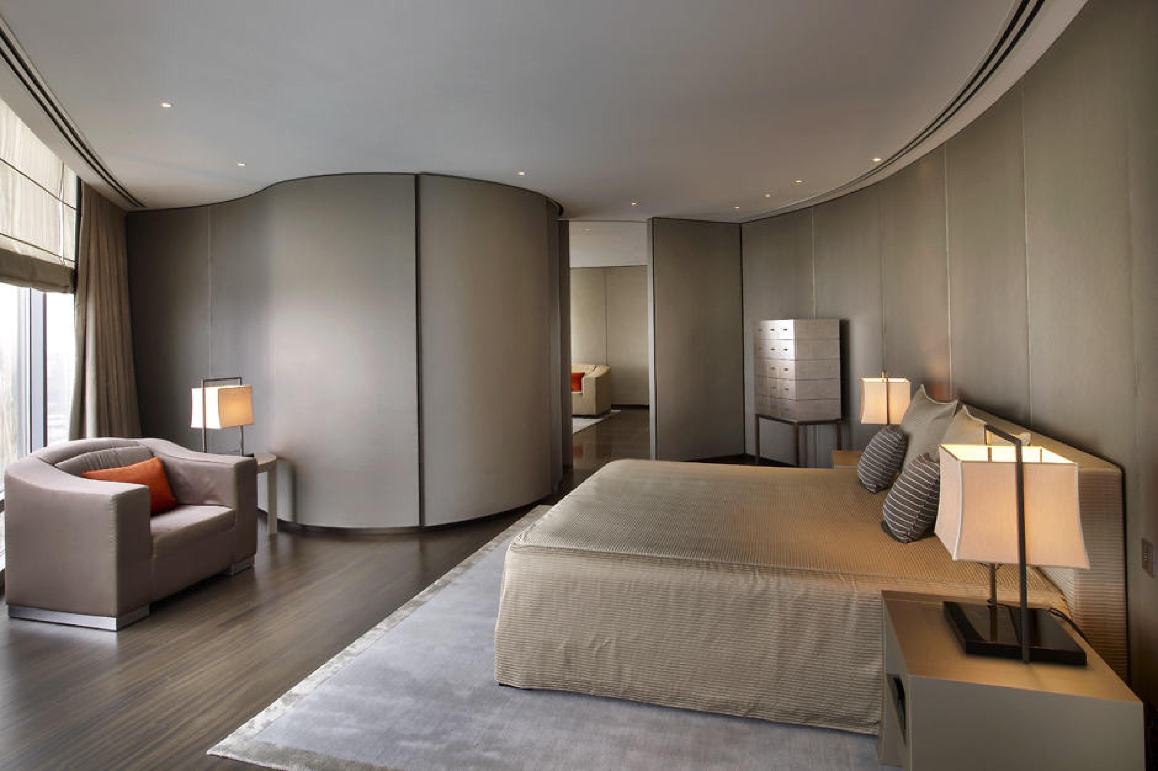 Armani signature suite best sale