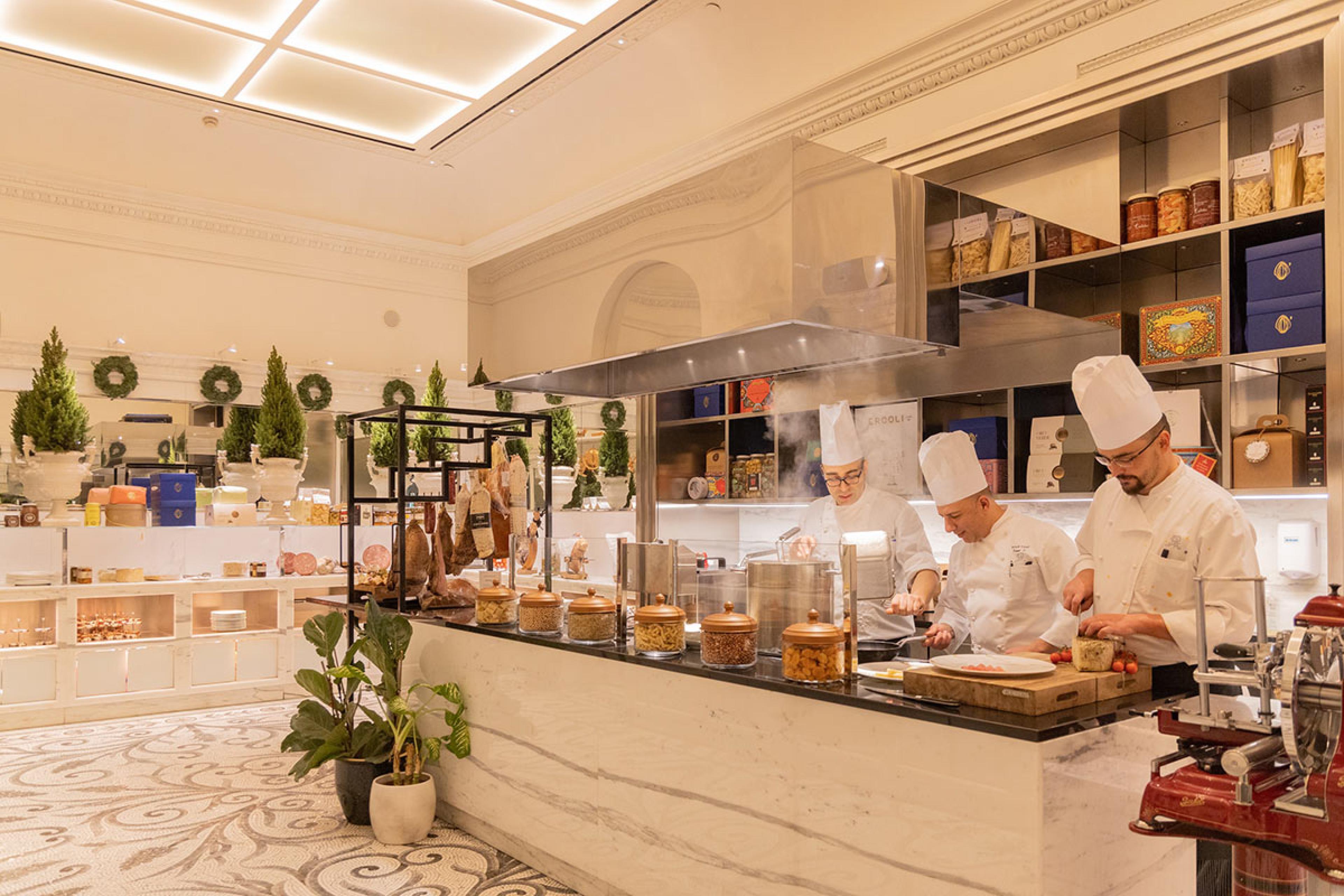 Regis Rome The St. Regis Rome And Its Eternal Spring