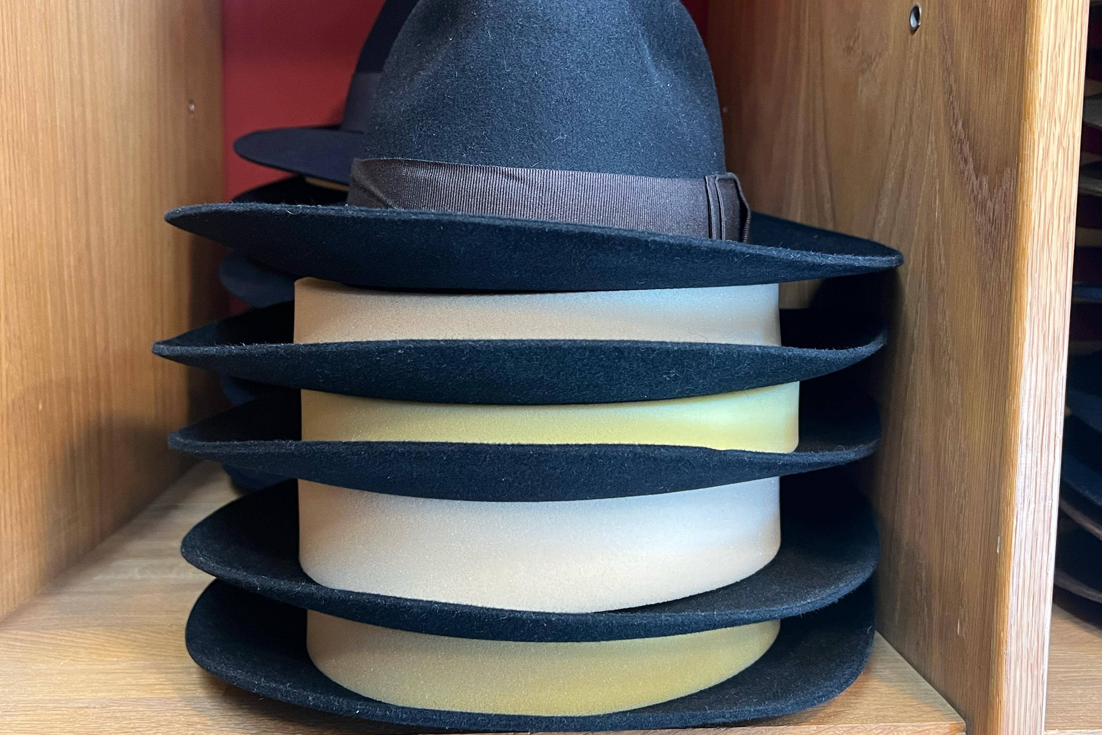 Laird hats online