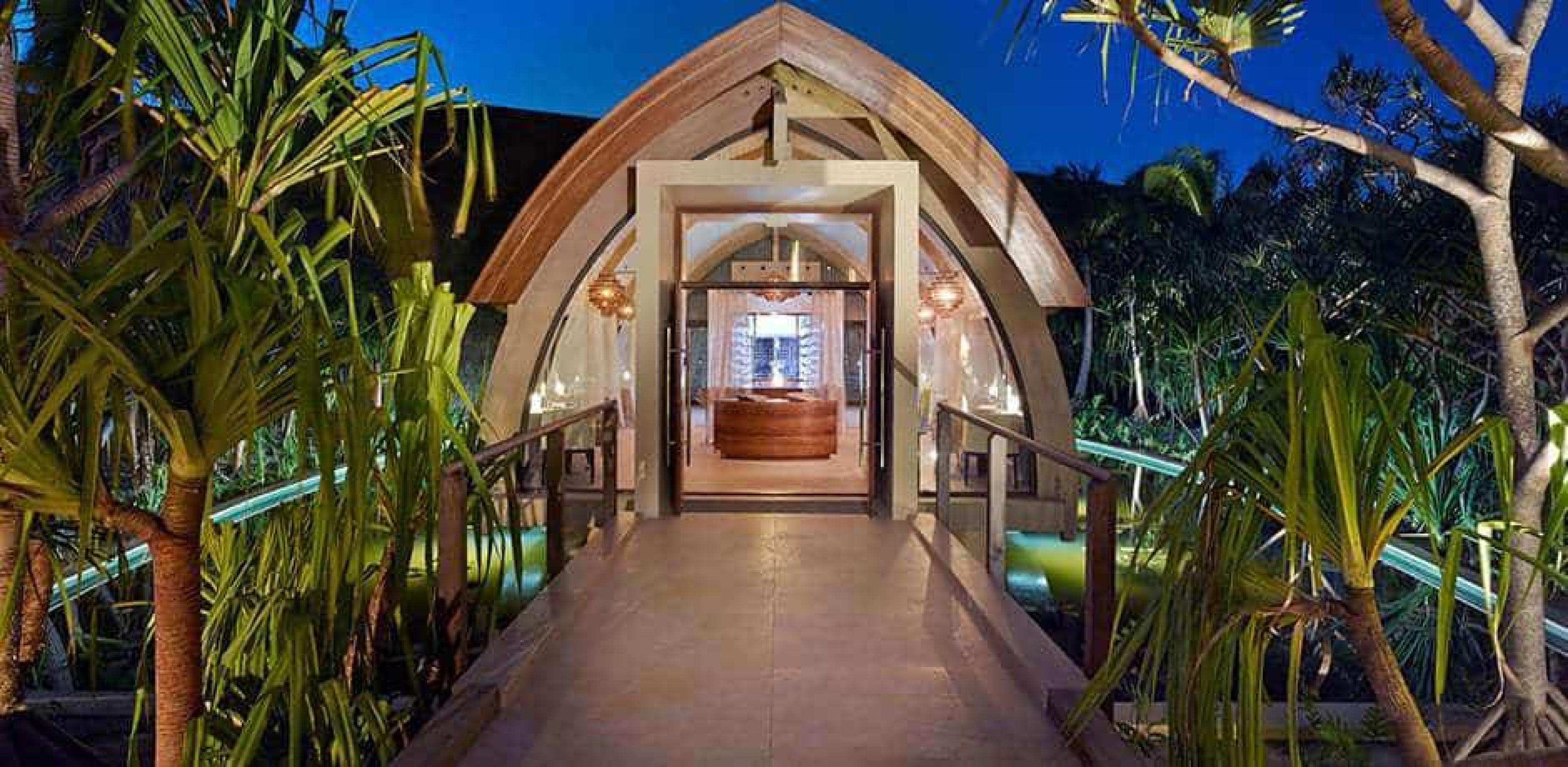 6 Eco-Friendly Resorts We Love, image size:3840x1879