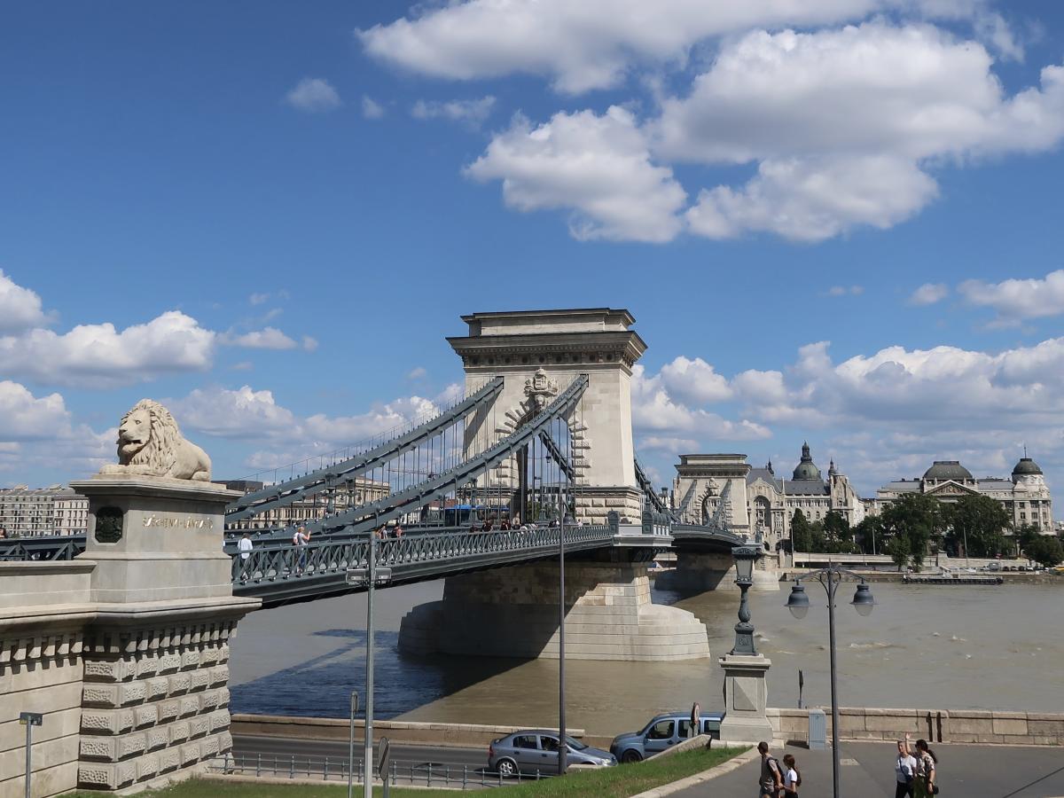 Chain Bridge