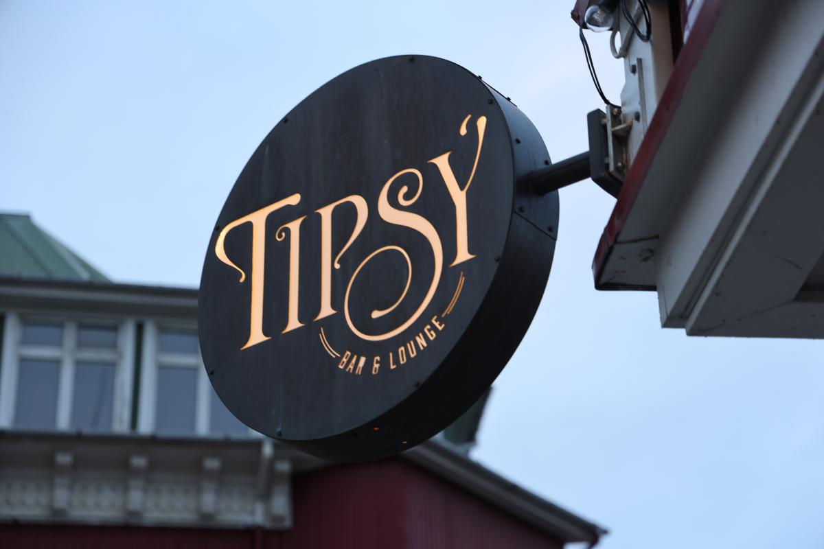 Tipsý Bar & Lounge | Indagare Travel