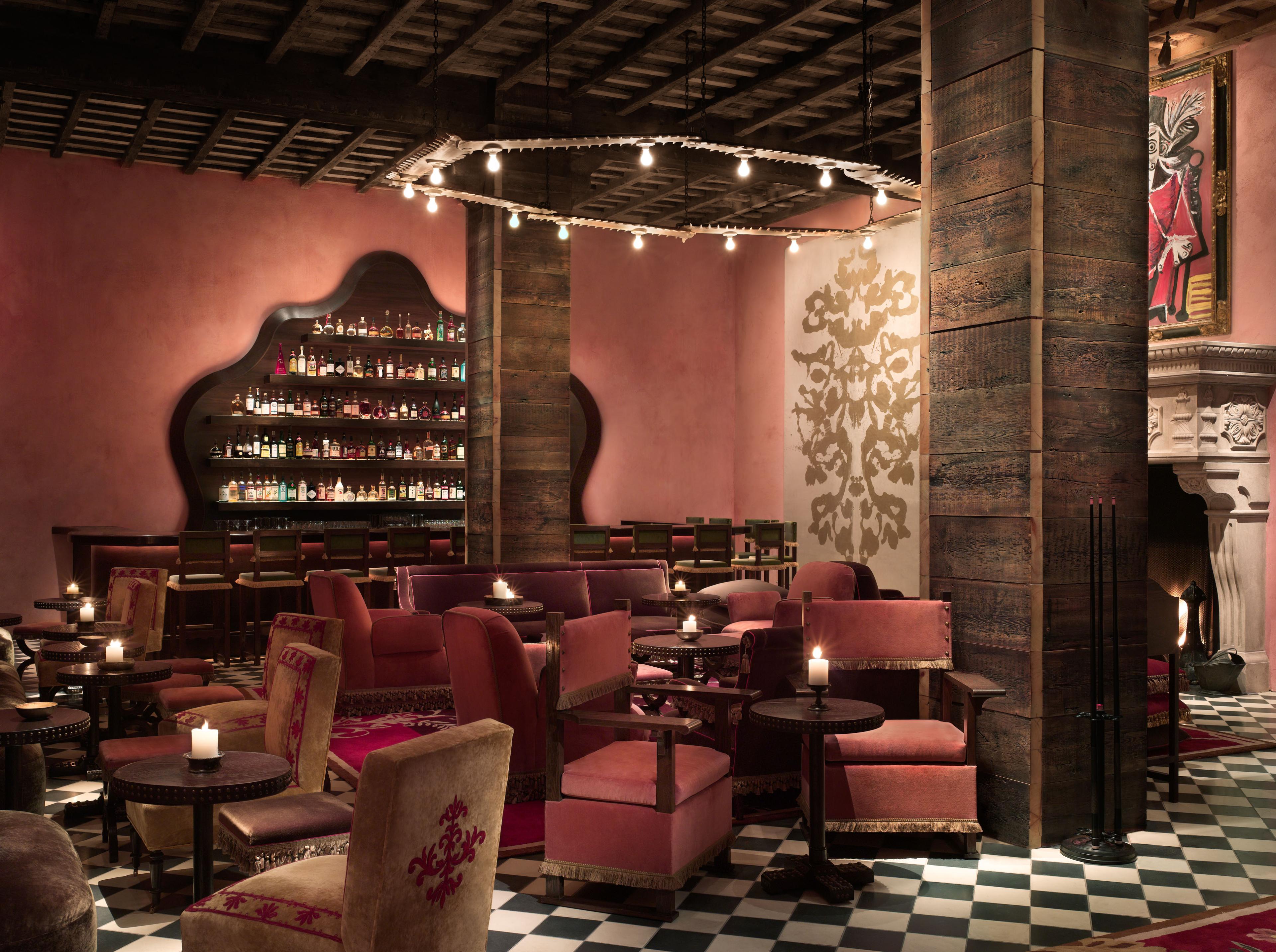 rose bar at gramercy park hotel